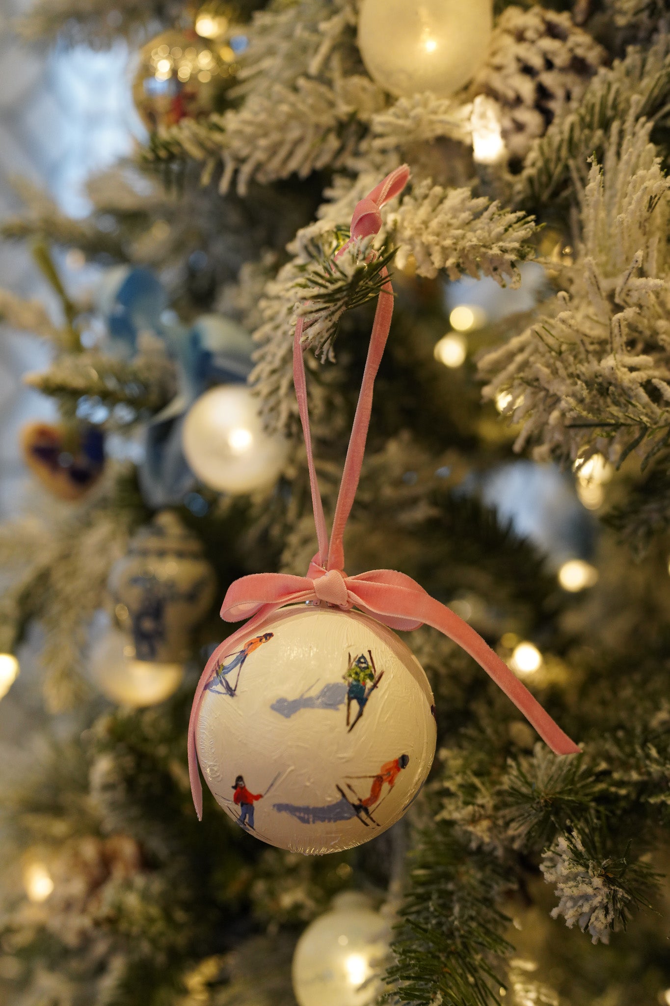 Oil Paint Ornament 8